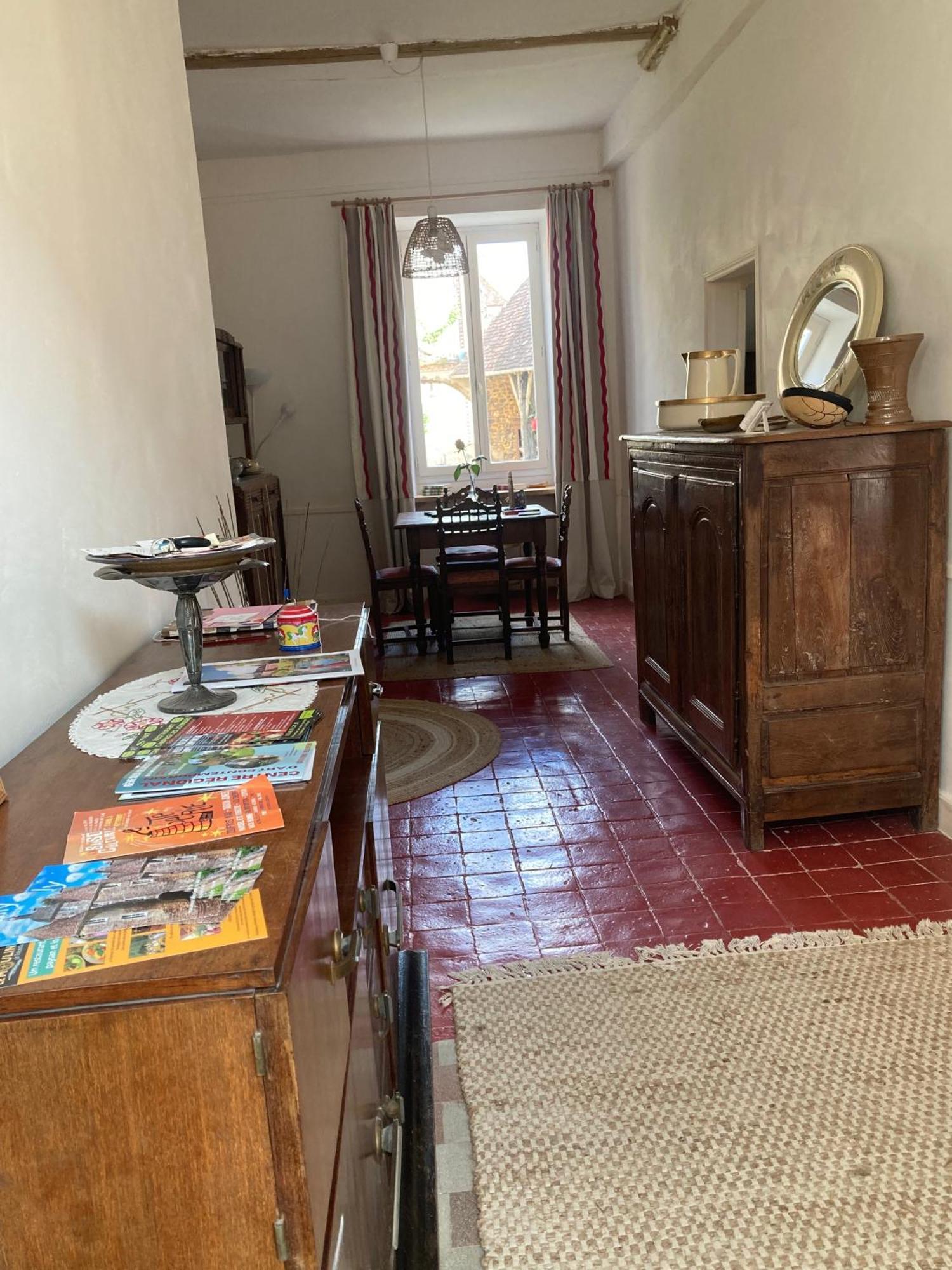 Sur Les Ailes Du Papillon-La Suite Saint-Sauveur-en-Puisaye Exterior foto